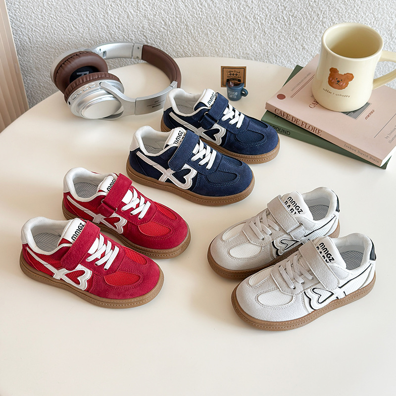 Children's Outdoor Casual Velcro Sneakers 2025 Boys' Comfortable Flat Sneakers Girls' Versatile Moral Training Shoes