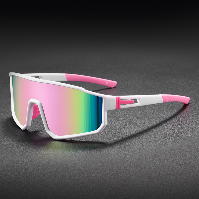 Picture of New European and American Big Frame Riding Glasses Men's Outdoor Sports Windproof Sunglasses Women's Mountaineering Goggles Ski Goggles