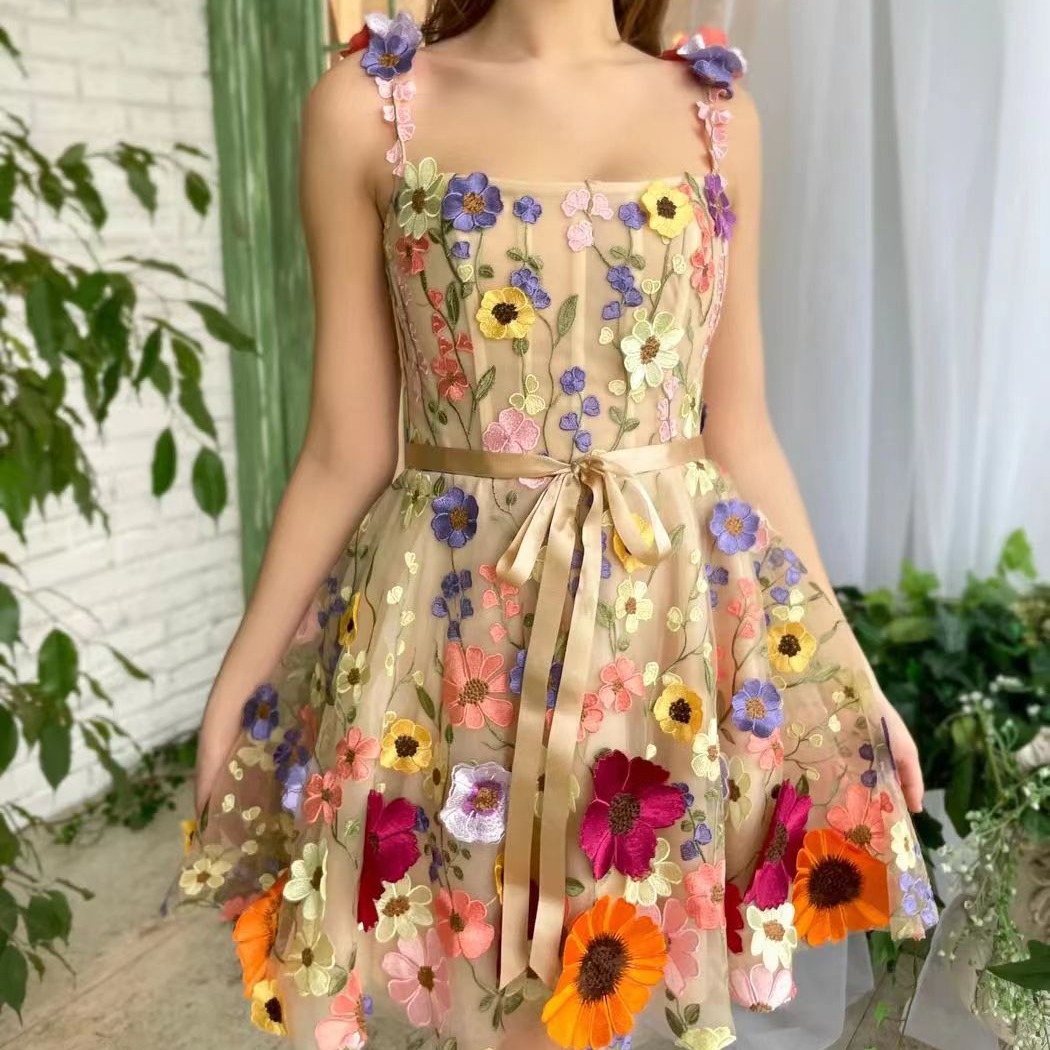 2025 New European and American Cross-Border Amazon Independent Station Women's Stereo Flower Embroider Hip-Covering Sexy Dress