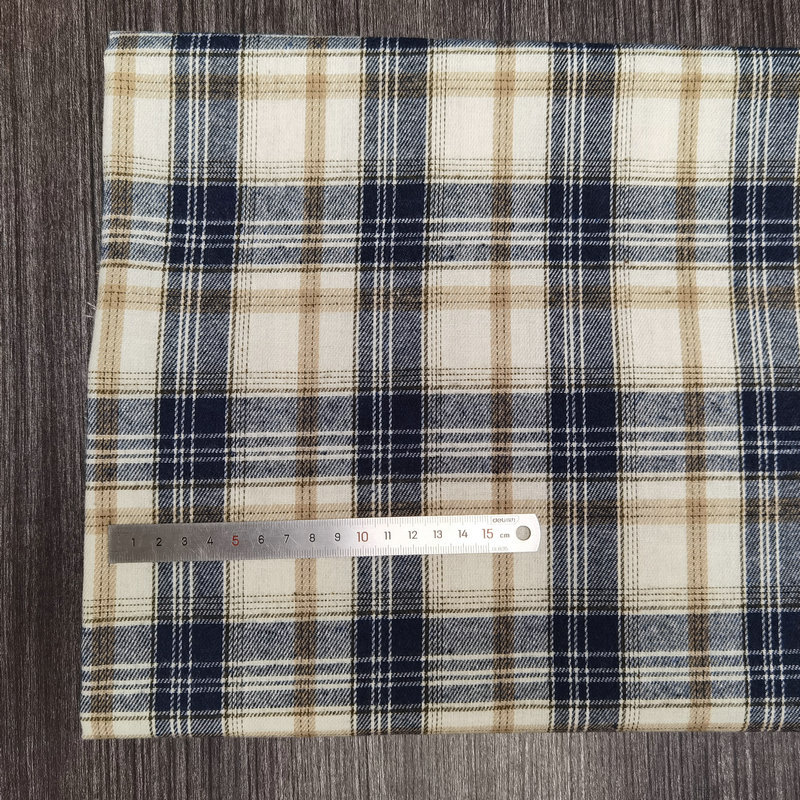 Picture of Spot twill sanding cotton plaid children's shirt plaid fabric 21 yarn-dyed flannel decorative fabric
