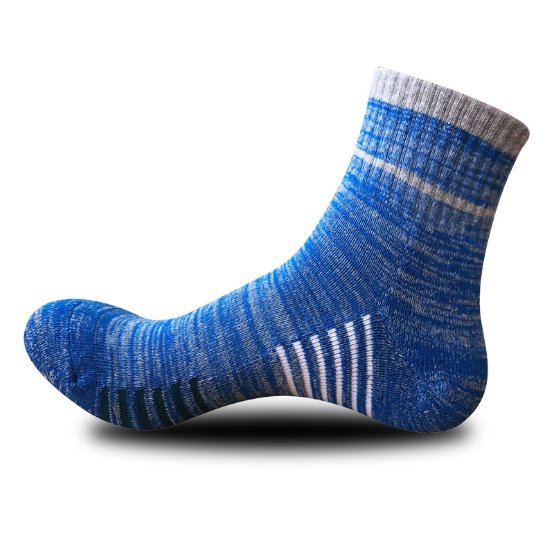 Picture of New socks men's autumn and winter mid-calf men's socks sole brushed thickened winter sports socks basketball socks one-piece delivery