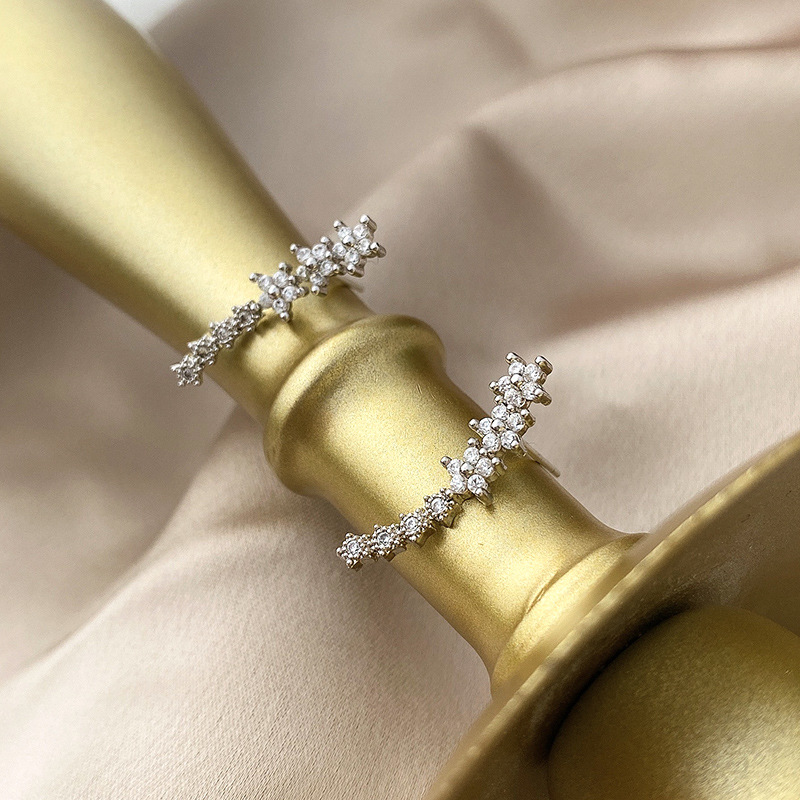 South Korea Diamond Earrings Star Elegant Earrings Women's Korean Sweet Cute Ear Row Jewelry Earrings 2021 New Fashion