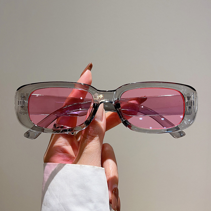 Picture of New Retro High Sense Small Box Anti-UV Sunglasses Trendy Street Fashion Sunglasses AliExpress Hot Sale