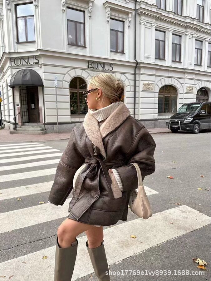 2024 Mid-length Windbreaker European and American Street New Fashion Cashmere Leather Fur Collar Composite Belt Women's Windbreaker Outer