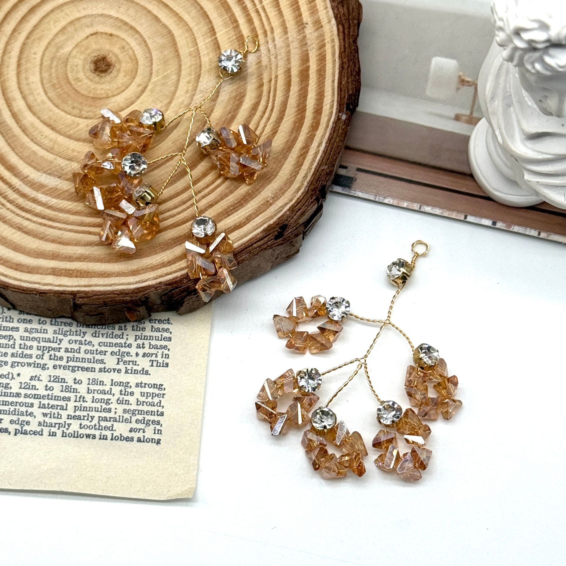 Picture of New handmade twisted copper wire crystal tree leaf model handmade DIY hair accessories, earrings, antique ornaments, accessories