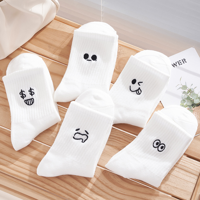 Picture of White Mid-Tube Socks New Trendy Japanese Style Cartoon Smiley Breathable Expression Bag Ins Style Cotton Socks Zhuji Socks Women