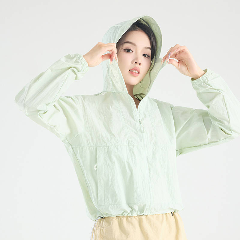 Picture of Mountain Style Lightweight Sun Protection Clothing for Women, Summer Sun Protection Clothing for Men, Cool and Light Jacket, Outdoor Anti-Uv Running Skin Clothing