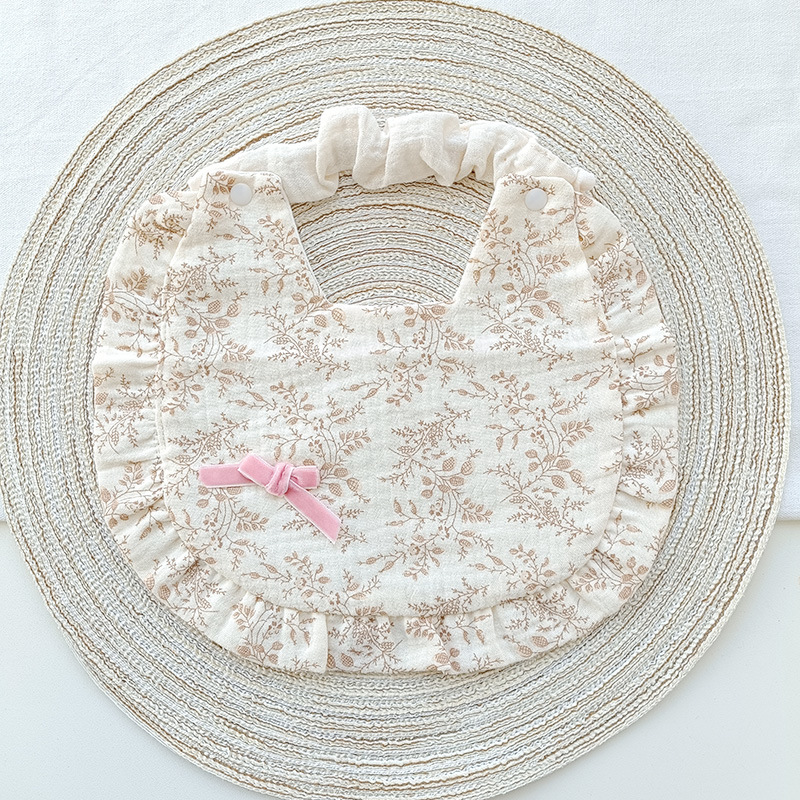 Picture of Korean Style Spring and Summer Thin Baby Saliva Napkin Newborn Cotton Gauze Waterproof Bib Sweet Simple Lace Bib