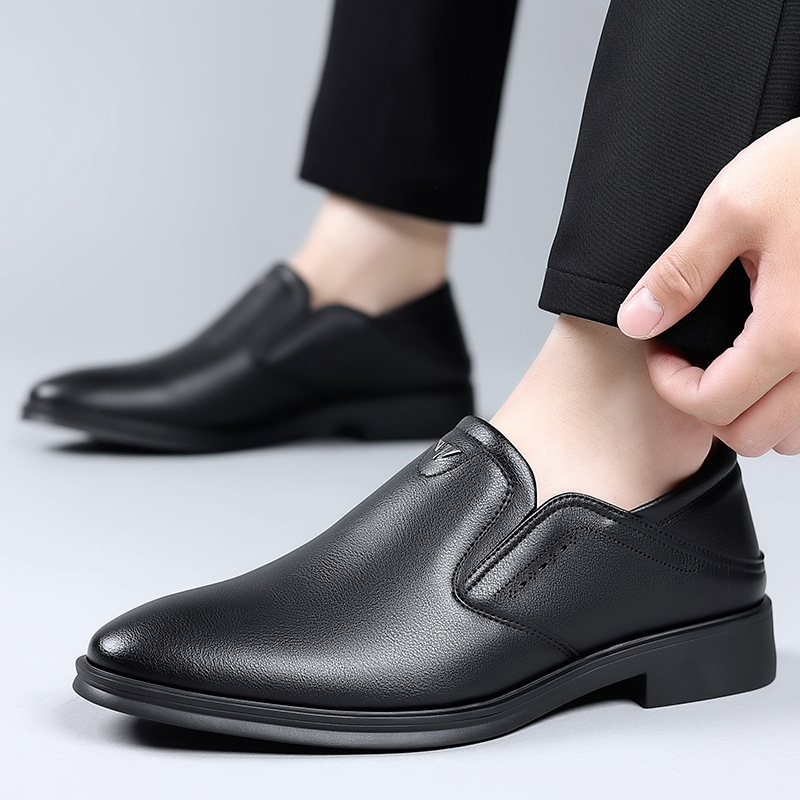 Casual Leather Shoes Men's Genuine Leather British Men's Shoes Versatile Trendyy 2025 New Men's Business Formal Leather Shoes Men's Wholesale