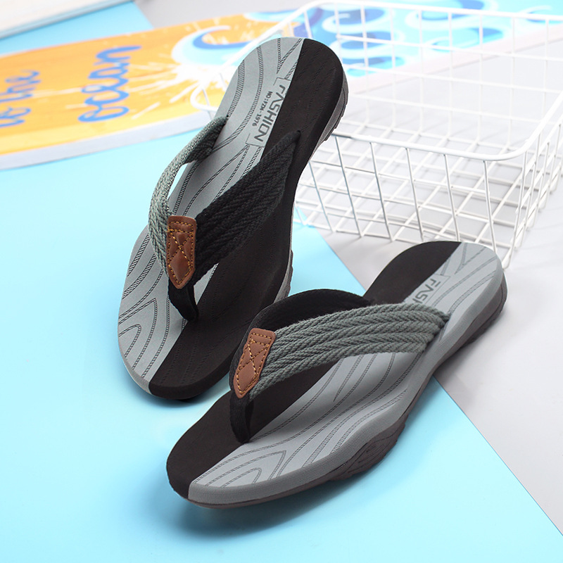 Picture of Cross-border New EVA Soft-soled Lightweight Flip-flops Fashion Trendy Outer Wear Men's Flip-flops Casual Beach Shoes
