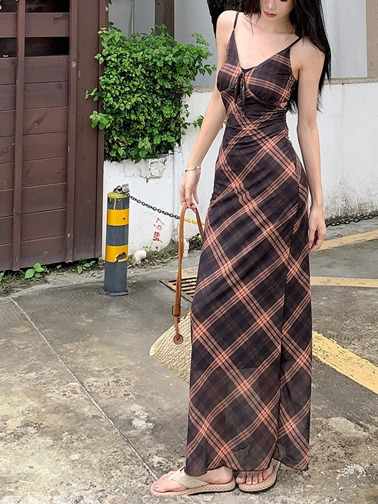 French Retro Plaid Suspender Dress for Women Summer New Slimming Look Mid-Length Mesh A-Line Hip Skirt