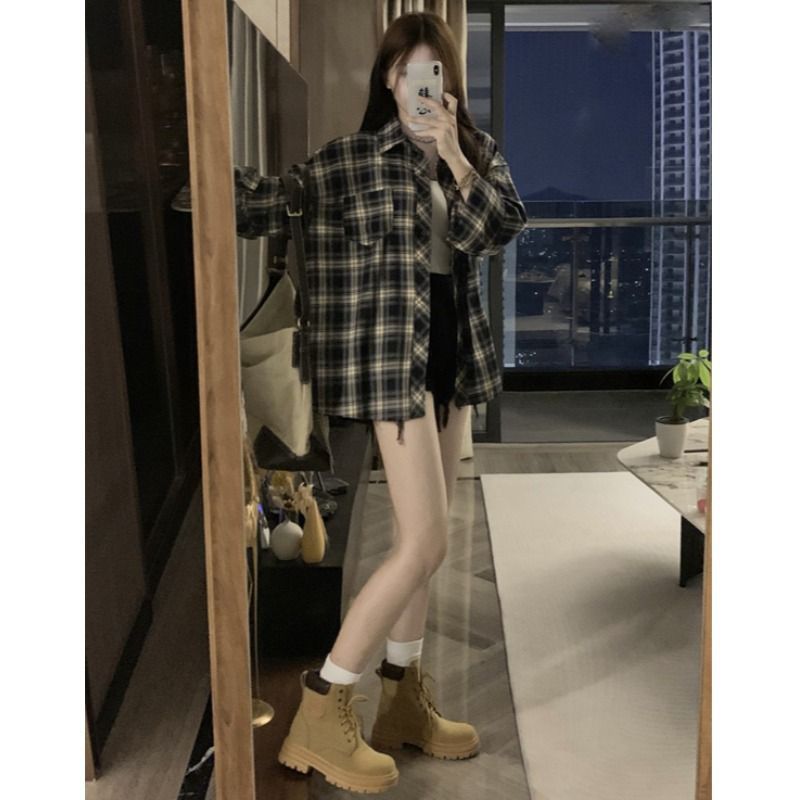 Picture of Retro Hong Kong style plaid shirt stacked coat for women 2023 autumn and winter long sleeve casual draping shirt design top