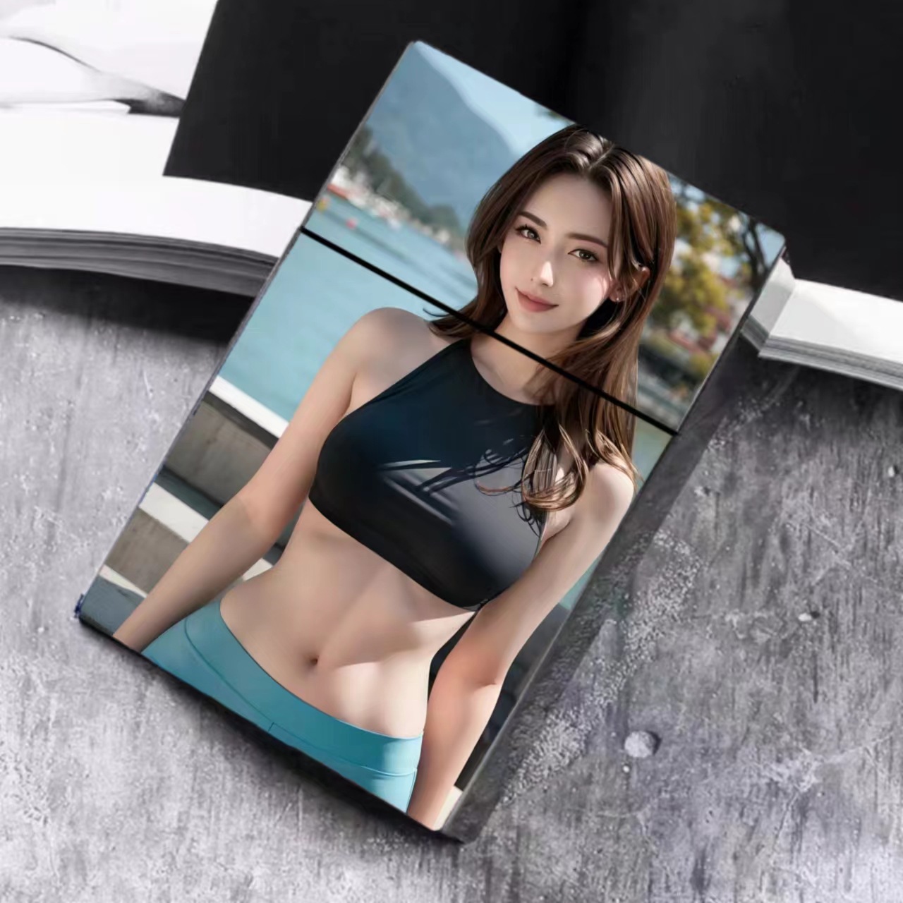 Picture of Cigarette case 20 thick sticks press automatically pop open beauty cigarette case card storage box holiday gifts