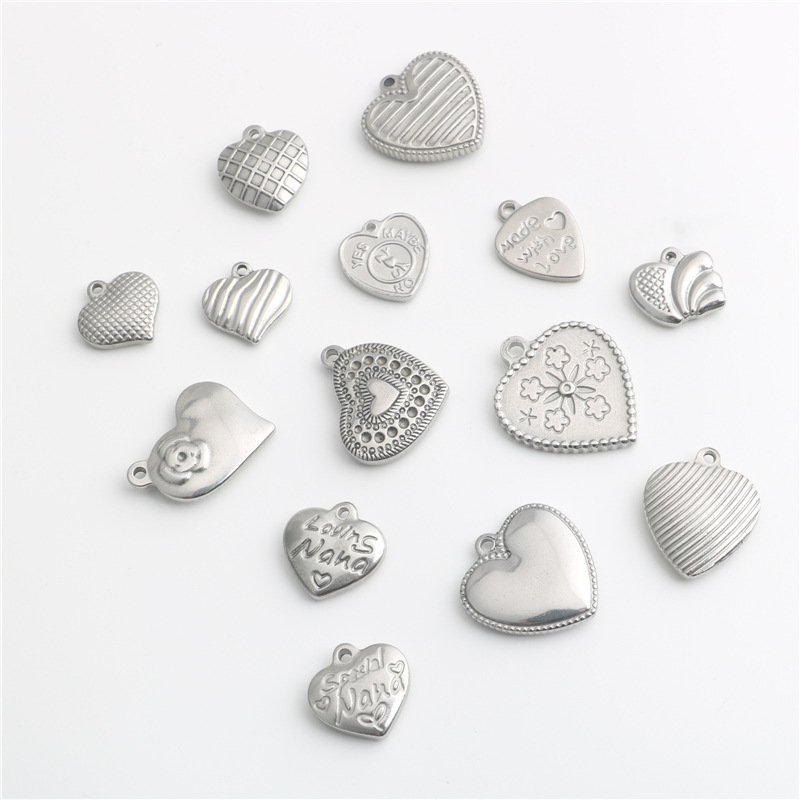 Picture of European and American Stainless Steel Pattern Love Pendant Pendant Fashion Fashion Cool Punk Hip Hop with DIY Accessories
