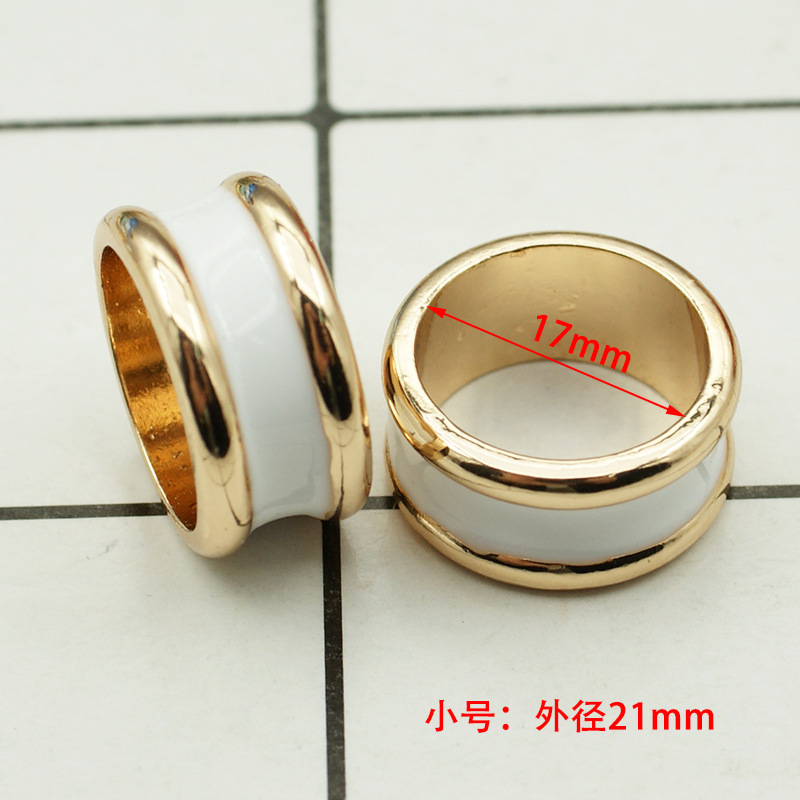 Picture of South Korea multi-functional scarf buckle high-grade Pearl fashion new Camellia windbreaker belt buckle high-end jewelry wholesale