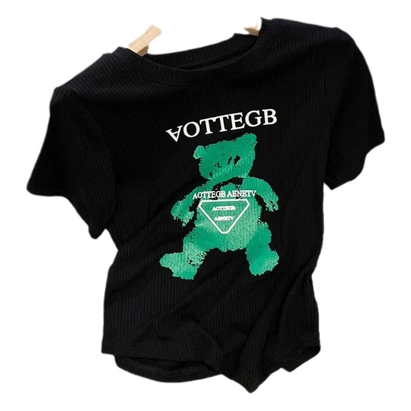 Hot Girl Short-sleeved Top Short Western Style Bear T-shirt Women's 2024 Summer New Design Sense Niche Cardigan Small Shirt