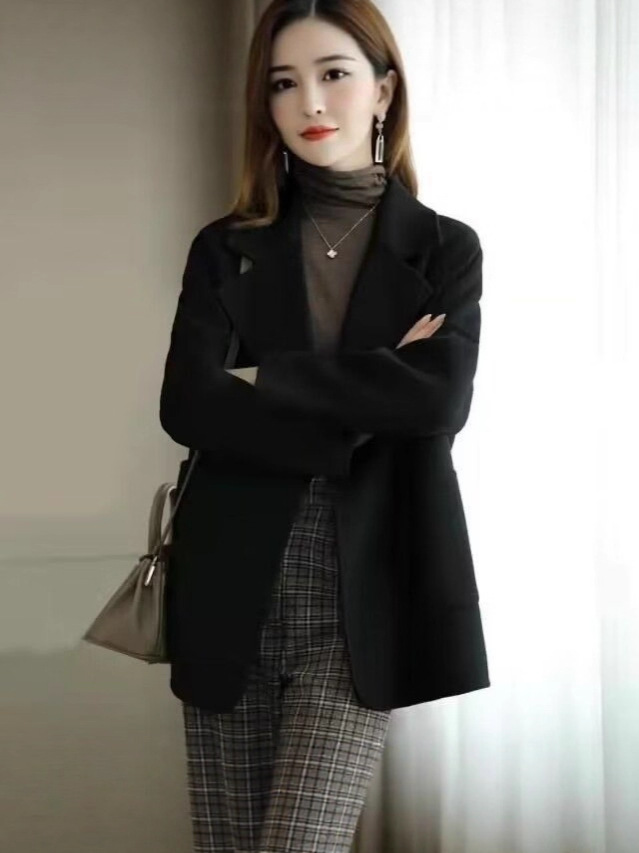 Picture of Herringbone tweed coat women's 2025 autumn and winter new fashion high-end thickened casual thick high-end coat trend