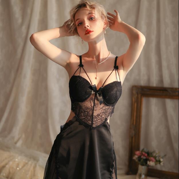 Beautiful Yarn New Style Sexy Set Deep V Sexy Lace Perspective Sexy Pajamas Split Sexy Pajamas for Women