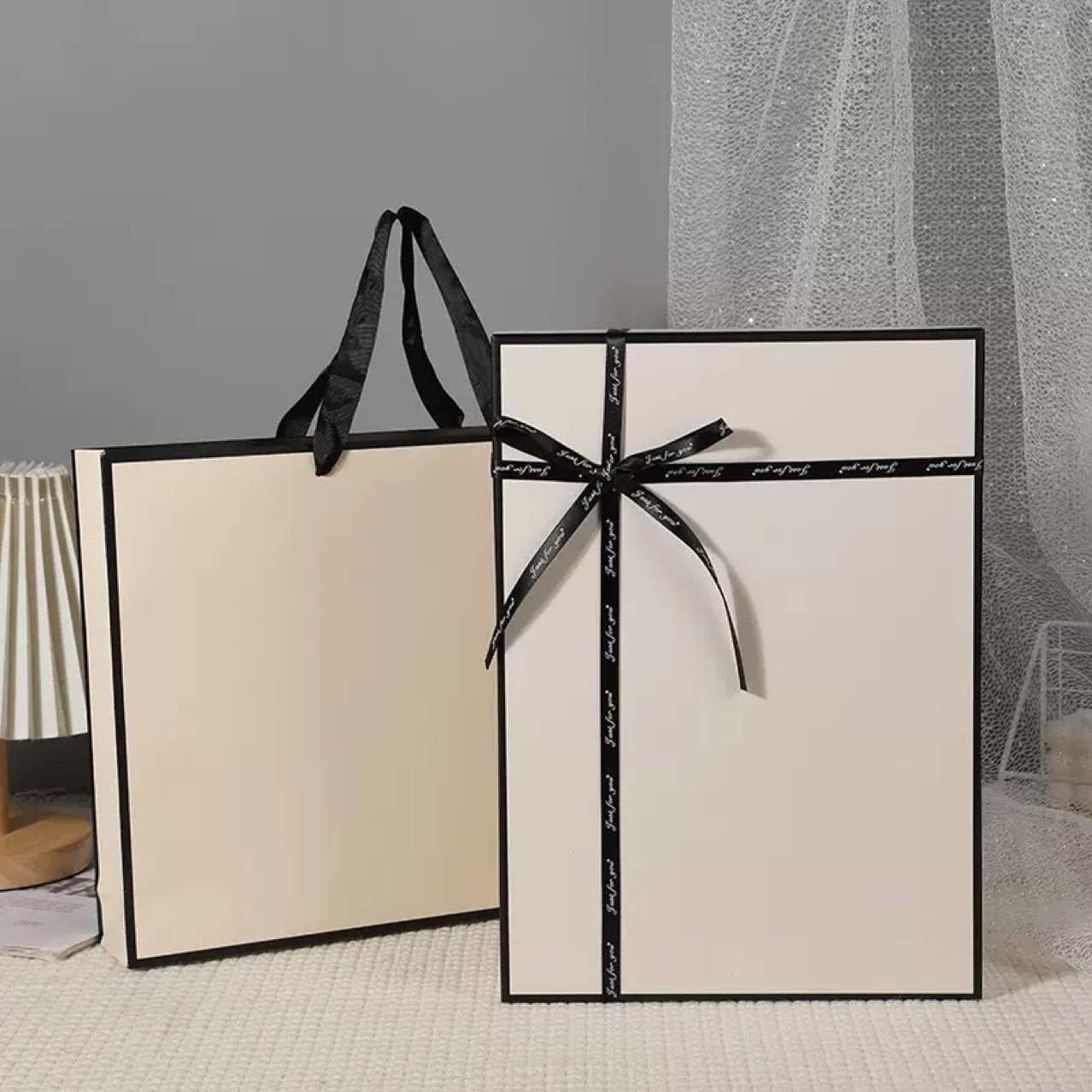 Pajama Gift Box Packaging Boxes Are Not Shipped Individually, and Fragile Items Are Non-Returnable and Non-Exchangeable