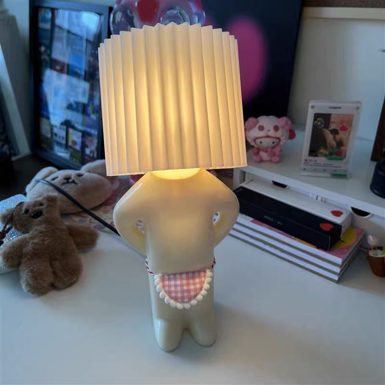 Feelings table lamp creative M R.P a little shy table lamp bedside night light Naughty Boy table lamp