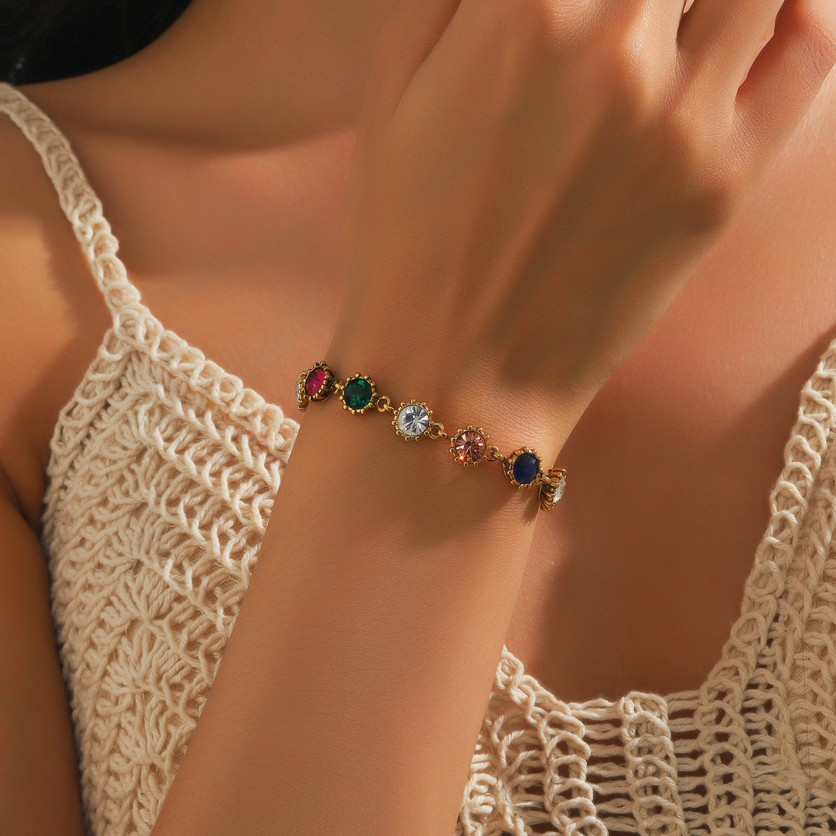 Bracelet Women's Light Luxury Niche Exquisite High-end Simple All-match Bracelet 2024 New Girlfriend Bracelet Manufacturers