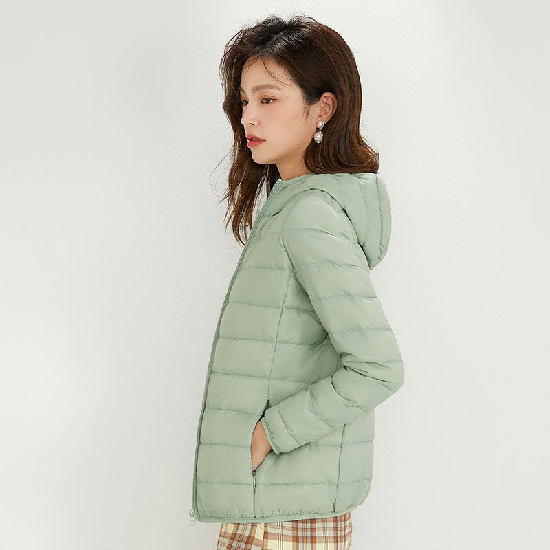 Picture of 90 down down Jacket Women's Hooded Lightweight Short Large Size Lightweight Western Style White Duck down Jacket Pinghu down Jacket Wholesale