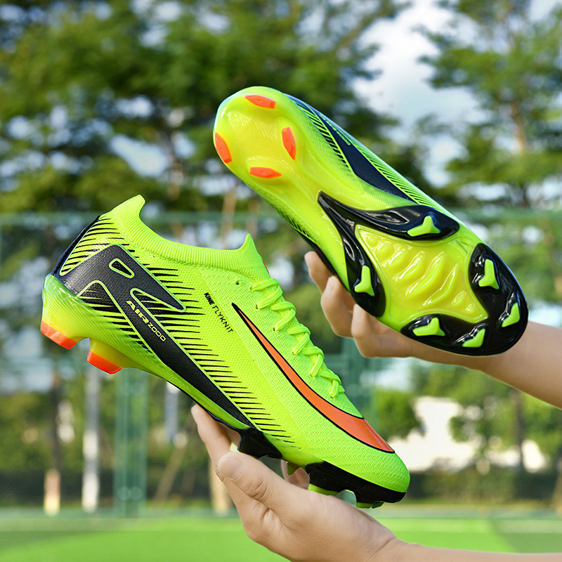 Cross-border European Cup Spike 15 Football Shoes Men's Low-top Spikes into Artificial Turf Professional Competition Training sneaker