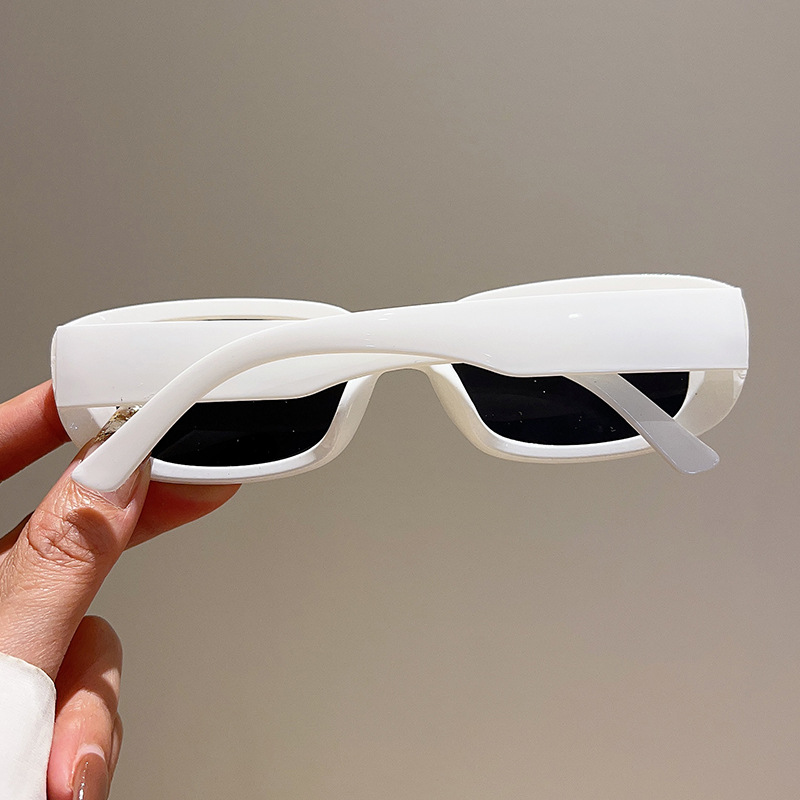 Picture of New Retro High Sense Small Box Anti-UV Sunglasses Trendy Street Fashion Sunglasses AliExpress Hot Sale