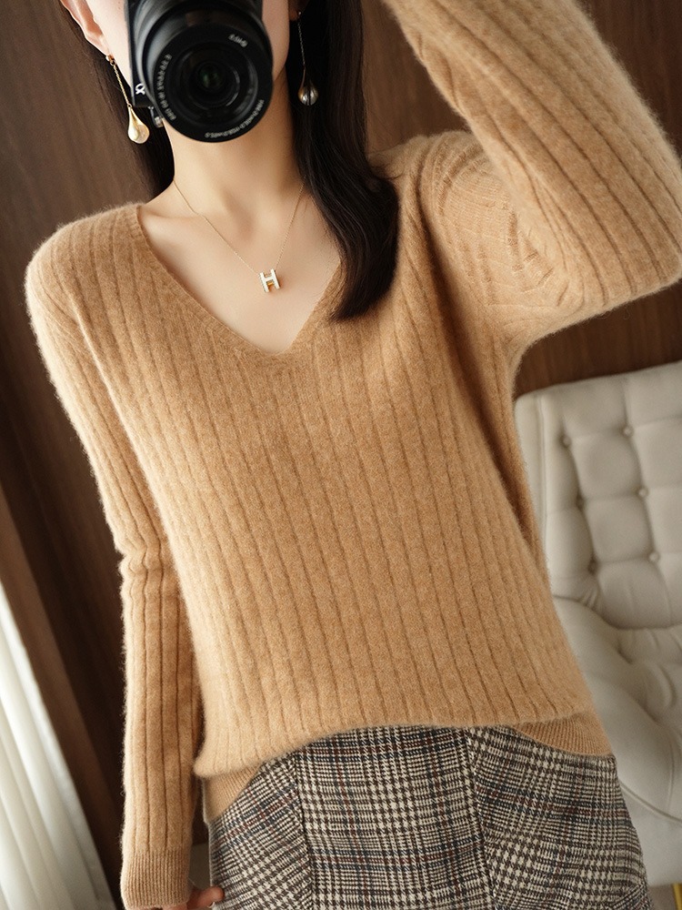 Base Shirt Women's Autumn and Winter V-neck Knitted Sweater Women's Inner Pullover Long-sleeved Knitted Base Shirt Cross-border Sweater