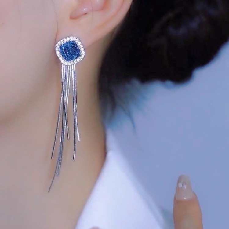 Picture of 2023 new fashion popular tassel earrings South Korea elegant Internet celebrity high-grade long silver needle earrings earrings for women