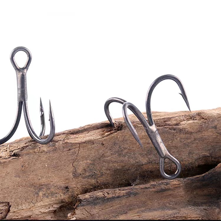 Titanium coated super smooth black three hooks Diamond 6062 6066 6063 1 times 3 times reinforced series