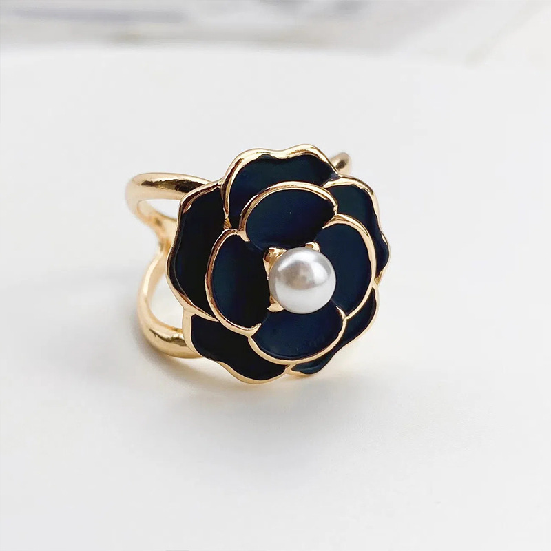 Picture of South Korea multi-functional scarf buckle high-grade Pearl fashion new Camellia windbreaker belt buckle high-end jewelry wholesale