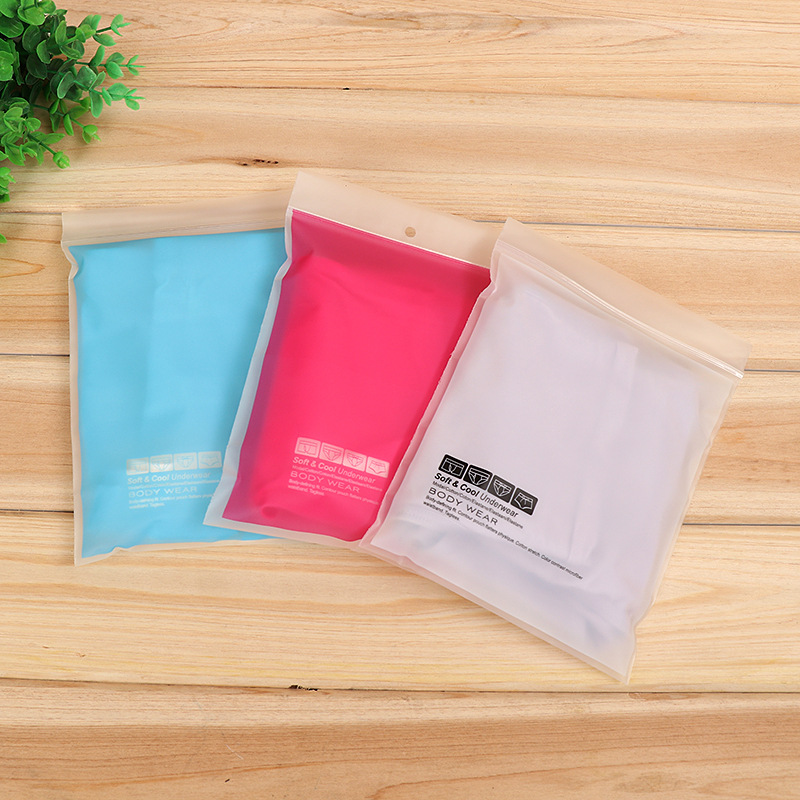 Factory wholesale frosted underwear packaging bag all kinds of underwear packaging bag underwear self-sealing zipper bag PE material
