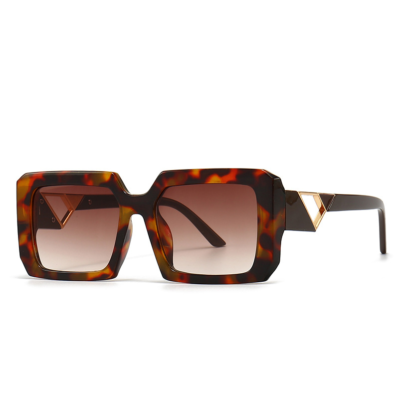 Picture of Foreign trade cross-border explosions sunglasses men's European and American street photography ins net red model square sunglasses female 982-1