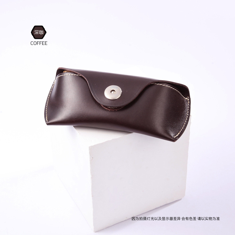 Picture of 2025 New High-end Glasses Case Genuine Leather Original Vintage Handmade Glasses Case Vegetable Tanned Leather Fish-eye Buckle Glasses Bag