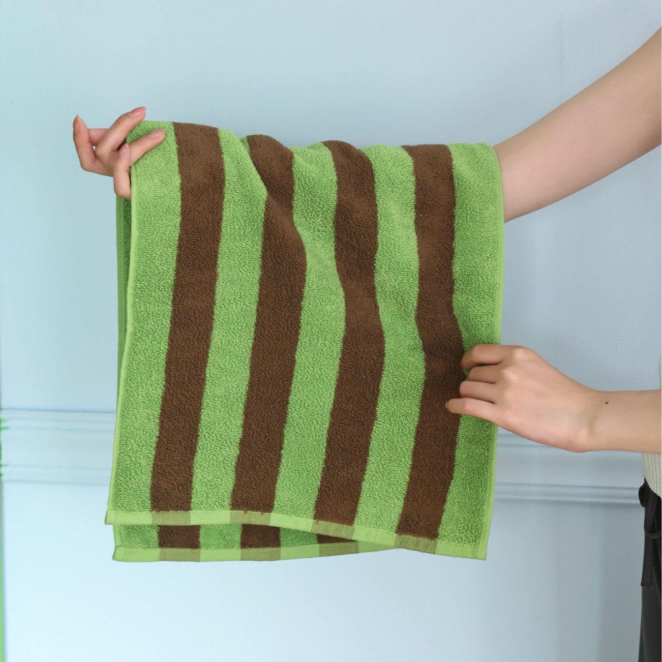 Picture of Mori Pinstripe Retro Cotton Towel Combed Cotton Class A Simple Combed Cotton Towel Bathroom Absorbent Bath Towel