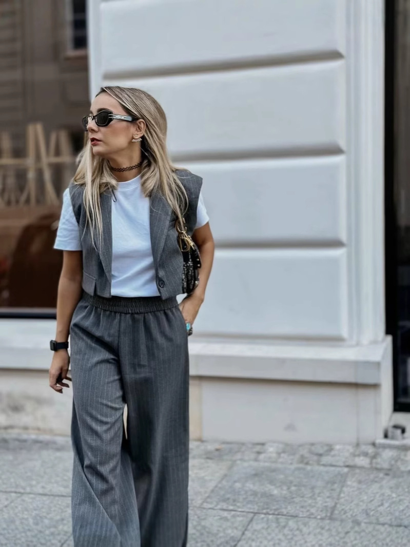 2024 Europe and the United States cross-border foreign trade ZA women's new suit fashion temperament slim striped short waistcoat striped pants