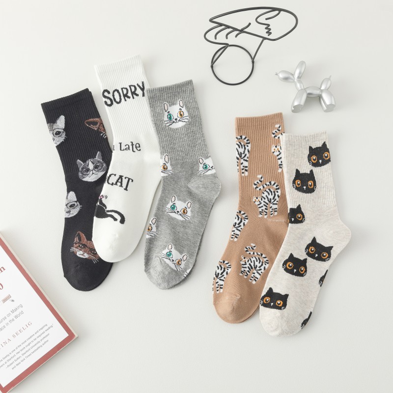 New cute socks children's mid-size socks ins fashionable autumn and winter Korean style academic white cartoon kitten versatile trend