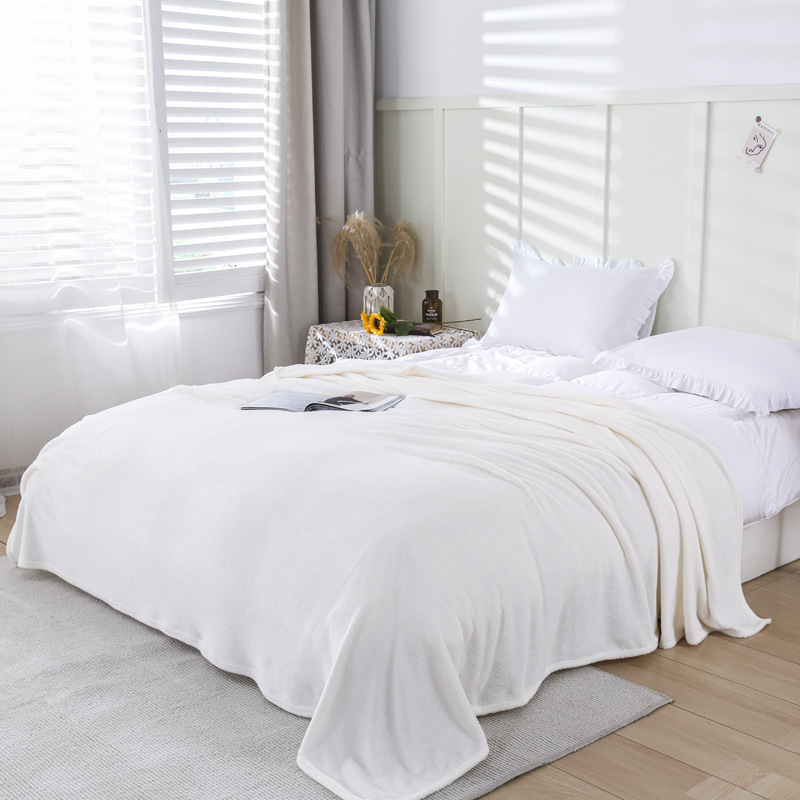 Picture of Small blanket winter coral blanket flannel single double bed sheet thickened female student dormitory quilt nap blanket
