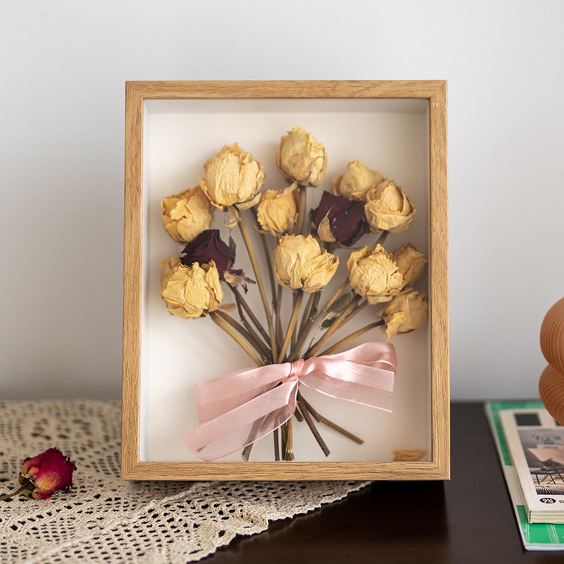 Picture of Dried flower photo frame wholesale handmade diy Three-Dimensional Hollow specimen frame 8 inch 7 inch insect clay model table picture frame