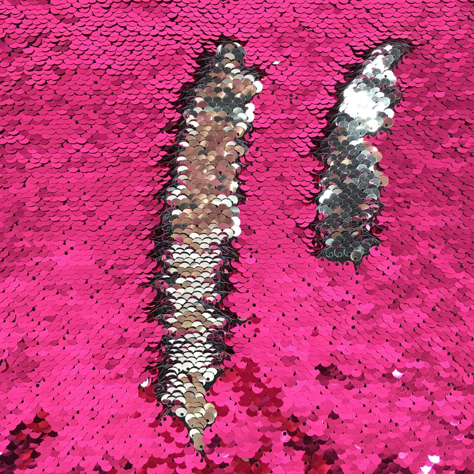 Picture of in stock 50 color sequin fabric 5mm double-sided flip Internet red background wall clothing luggage decorative sequin cloth cutting