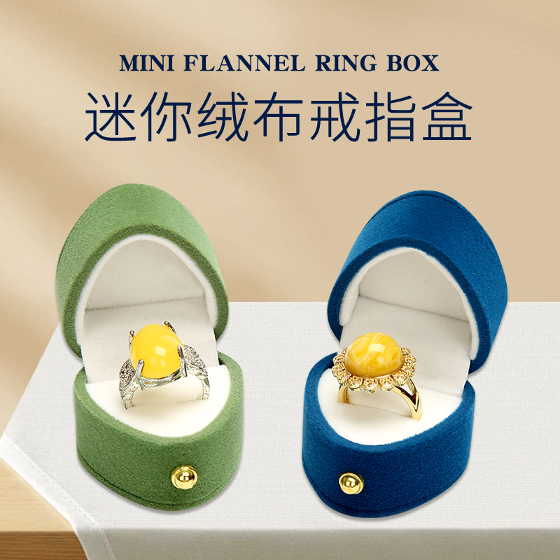 Mini Flannel Ring Box Heart-shaped Earrings Ring Box Jewelry Packaging Box Portable Proposal Ring Packaging Box