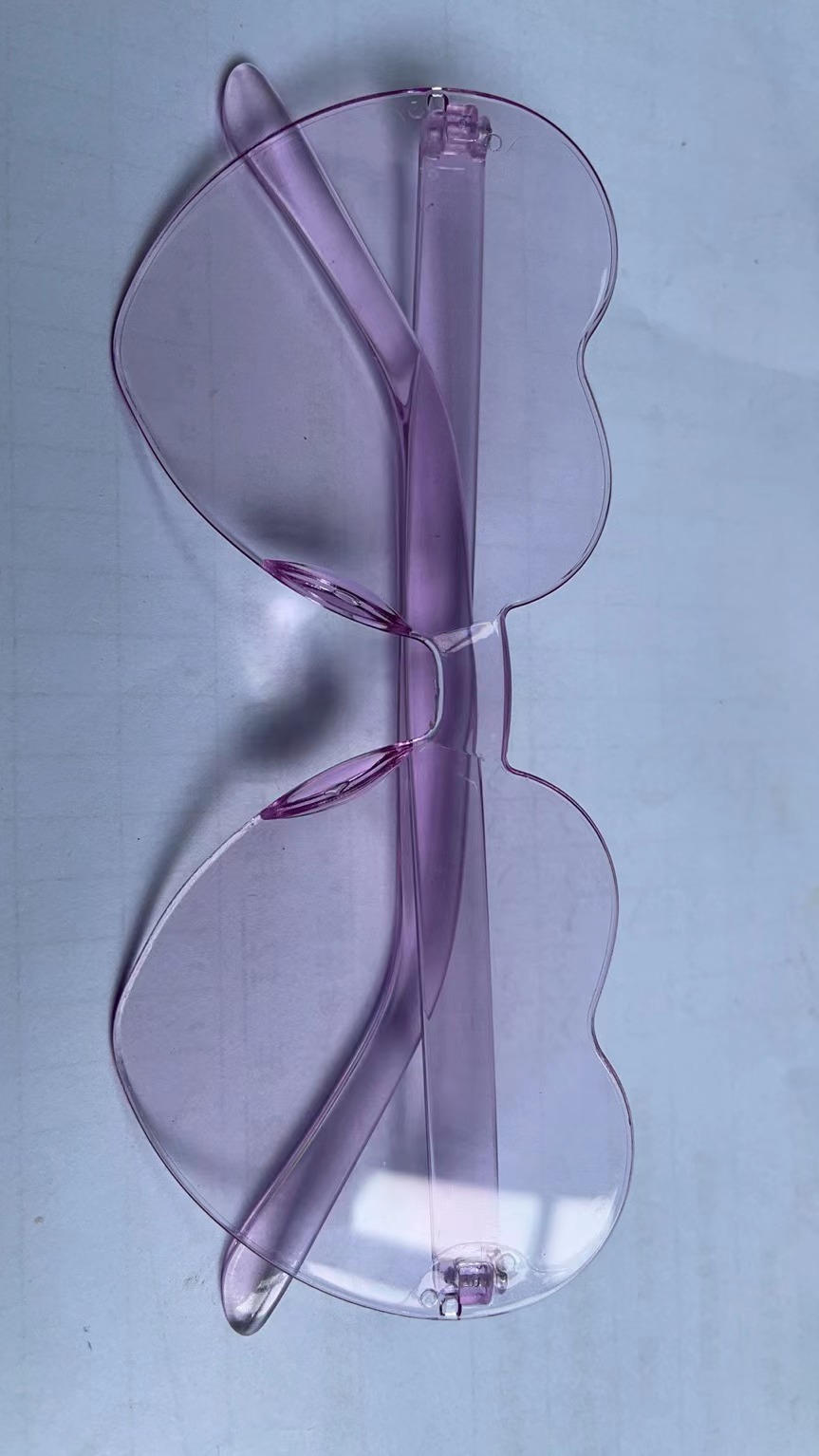 Picture of Heart Sunglasses, Heart Sunglasses, Jelly Color Rimless Heart-Shaped One-Piece Glasses, Dazzling Color Glasses