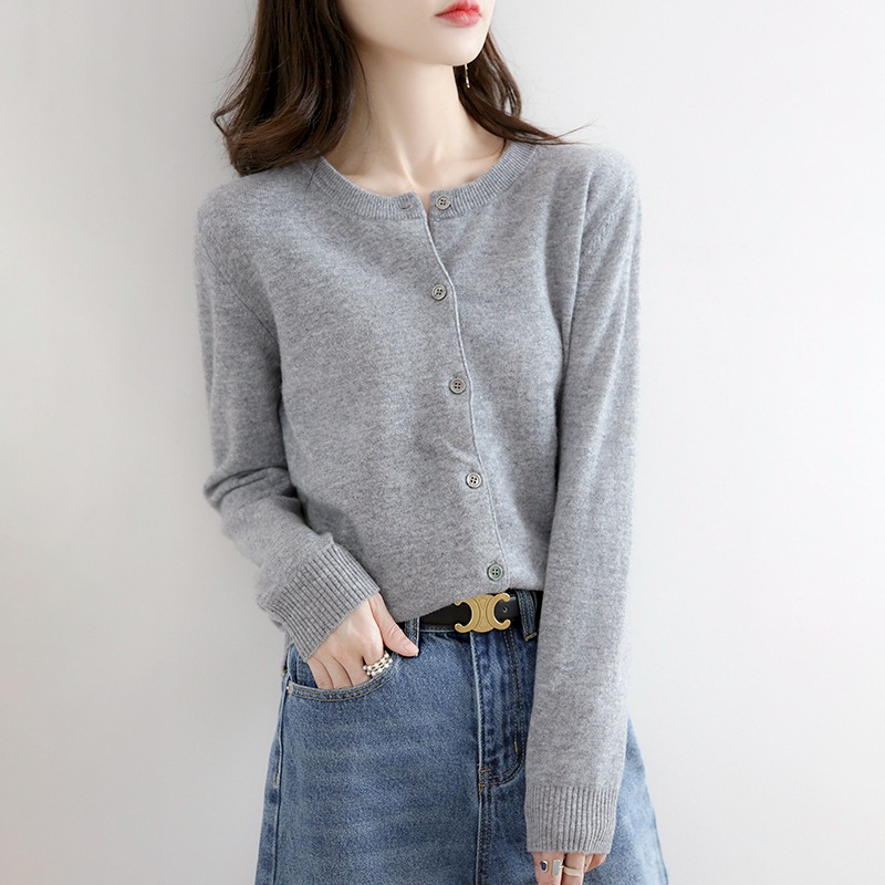 Picture of 2023 autumn and winter new women's round neck cardigan bottoming shirt Korean style long sleeve fashion soft knitted small coat