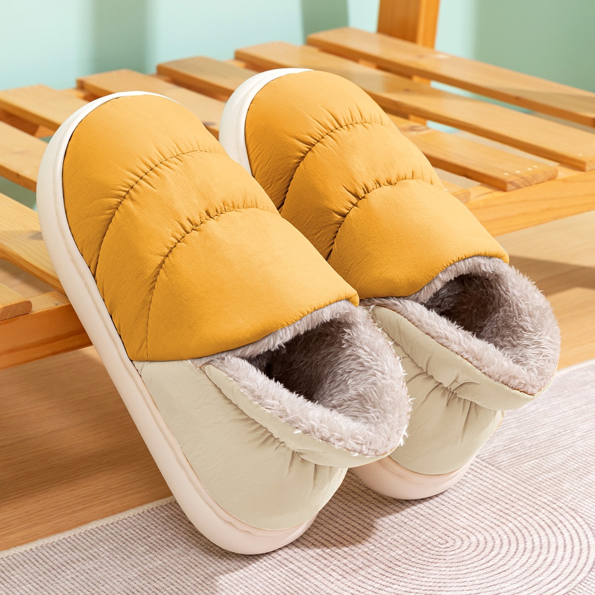 Picture of Waterproof Cotton Slippers Men's Indoor Home 2025 New Couple Non-slip Warm Bag with Down Cloth Cotton Slippers Women's Winter