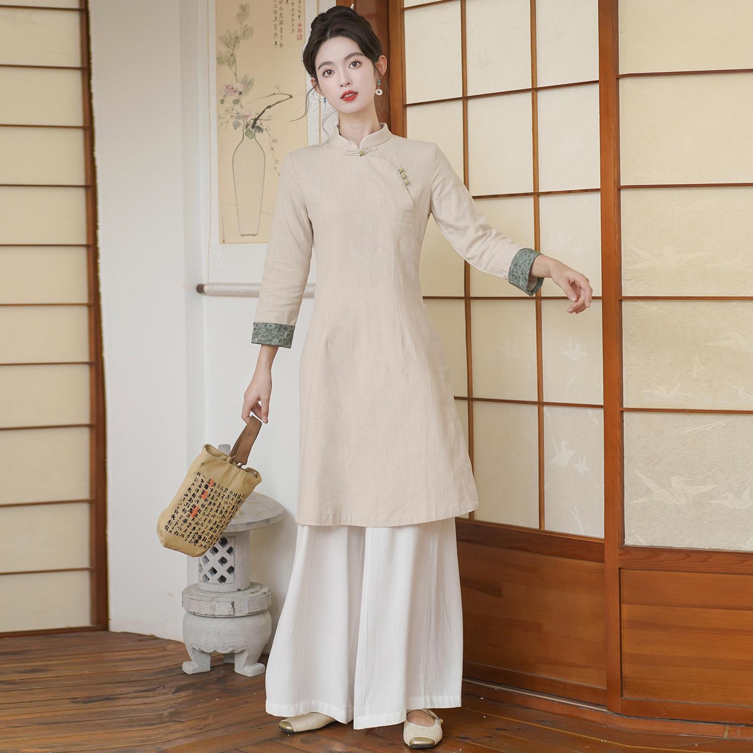 Picture of Autumn 2024 New Style Retro Ethnic Cheongsam New Chinese Style Retro Zen Tea Suit with Vertical Collar Mid-length Top suit