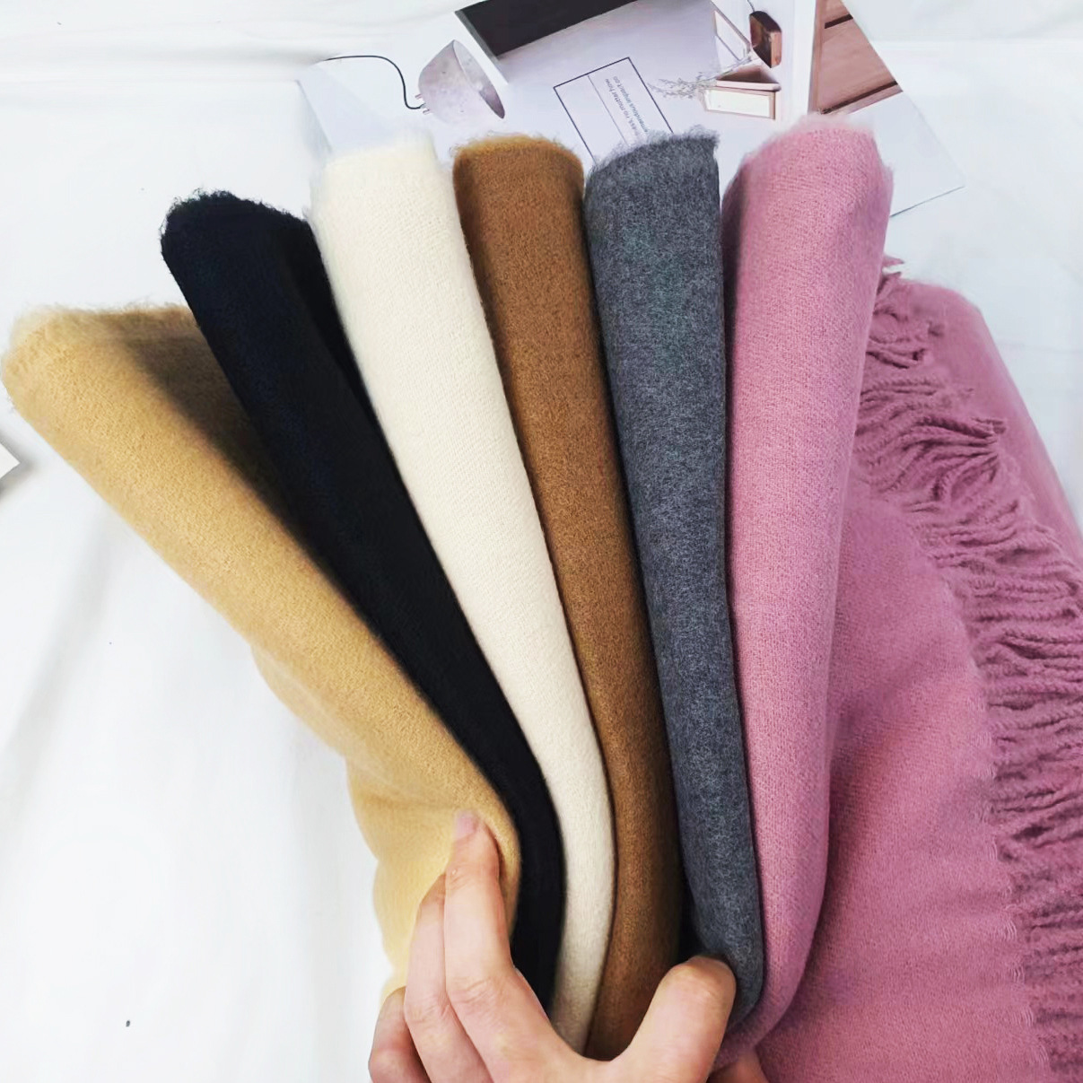 Autumn and winter cashmere scarf solid color men's thick shawl warm tassel women's cashmere scarf wholesale red