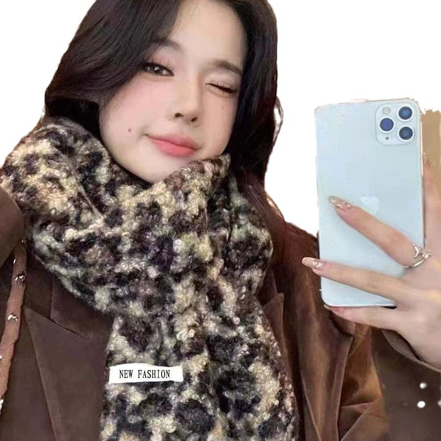 Picture of 2024 New Factory Scarf Women's Winter Korean Style All-match Leopard Print Scarf High-grade Cashmere Thickened Warm