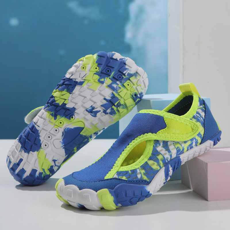 Picture of Children's upstream shoes beach shoes boys and girls sandals non-slip shoes swimming quick-drying water park drifting leisure sports