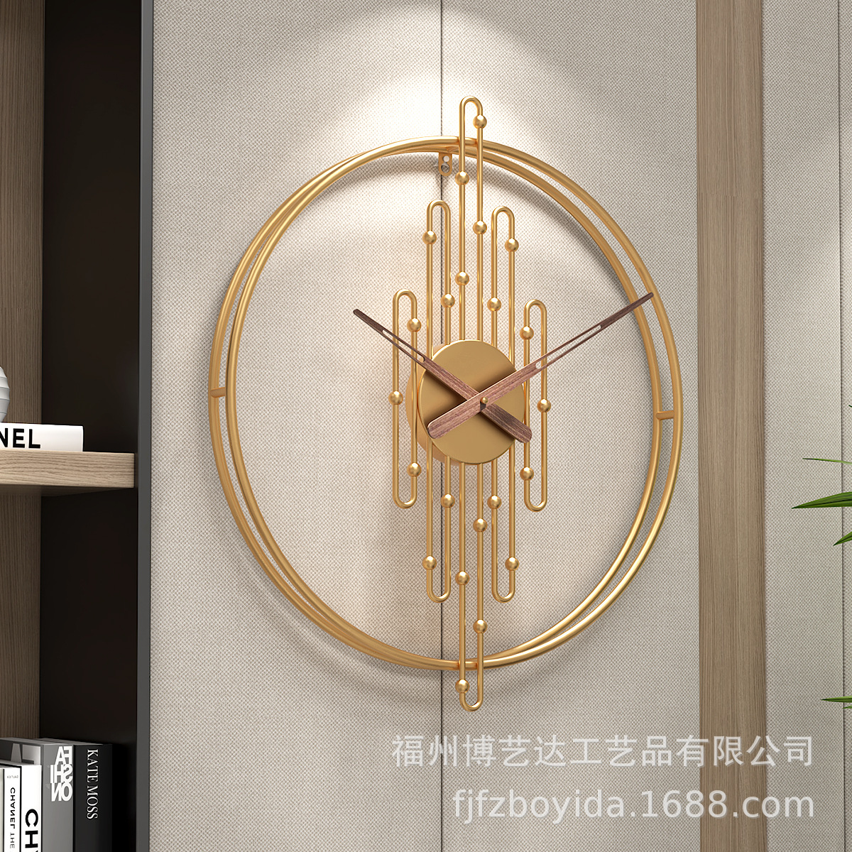 European Fashion Creative Clock Decoration Home Personalized Iron Clock Decoration Light Luxury Art Living Room Wall Clock Wholesale
